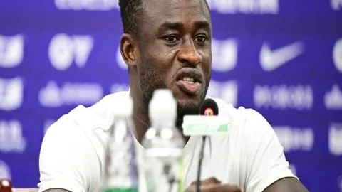 威海新举措提升韩游客通关便捷性→